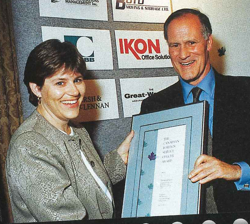 Bill Graham (right) presenting Award to Wendy Gilmour (left).