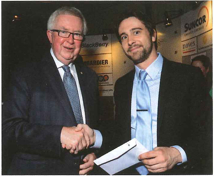 Prize sponsor: VIA Rail Canada. Presented by: Rt. Hon. Joe Clark (left).